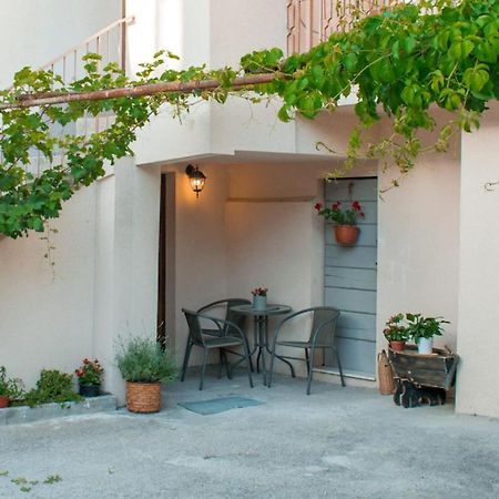 Apartman Karmen Lägenhet Kaštela Exteriör bild